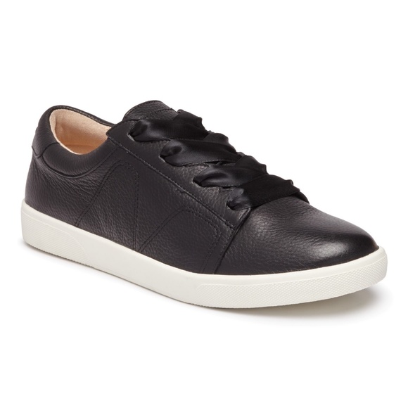 Vionic Chantelle Sneakers Ribbon Laces 6.5